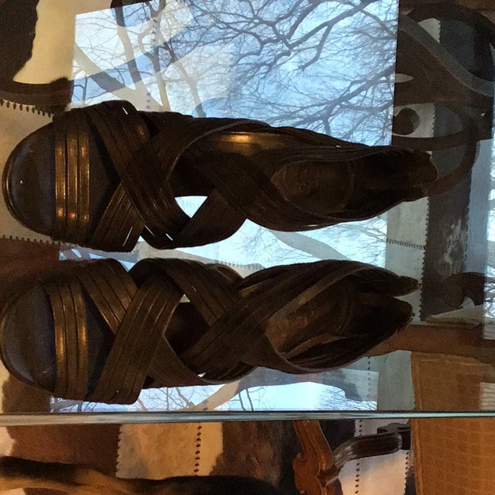 Black leather Tory Birch high heels